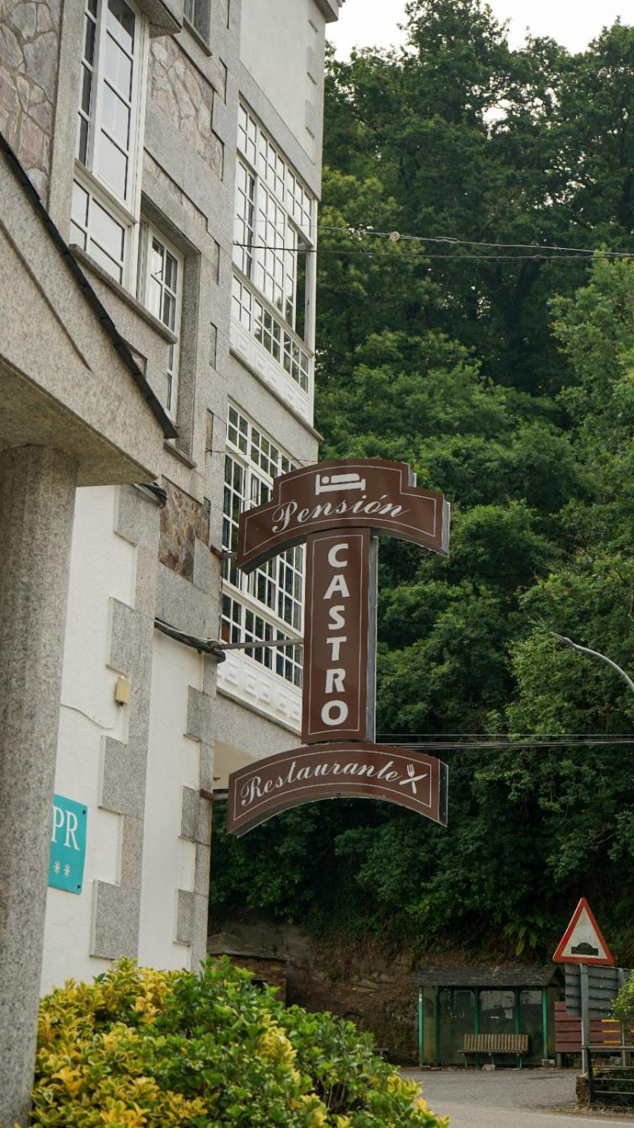 Pension Castro Parrillada Samos Eksteriør bilde